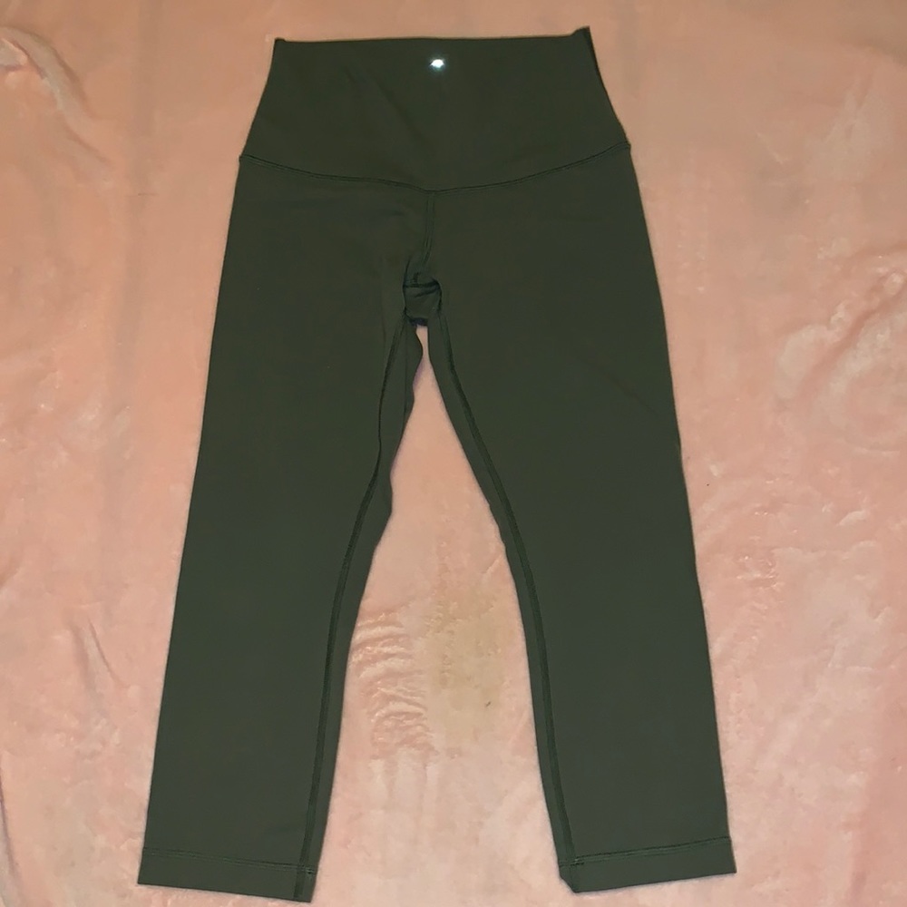 Cropped Lululemon leggings